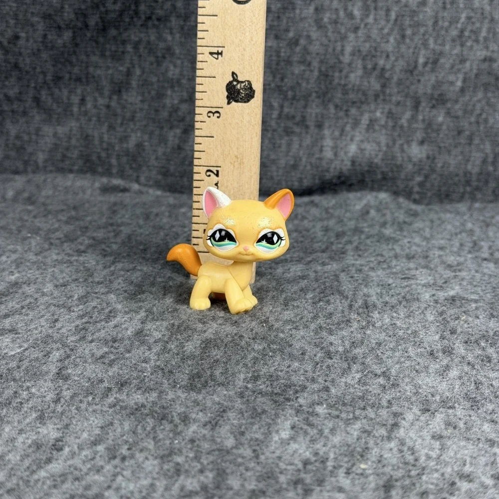 Littlest Pet Shop Beige Glitter Cat‎ #626 Figure Hasbro 2007 LPS Collectible
